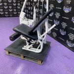 Nautilus 2ST Leg Extension w / 320 lb Stack