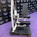 Nautilus 2ST Leg Extension w / 320 lb Stack