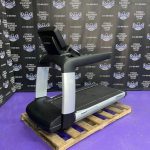 Life Fitness Discover SE Platinum Club Treadmills