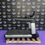 Life Fitness Discover SE Platinum Club Treadmills